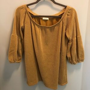 Cherish Mustard Top